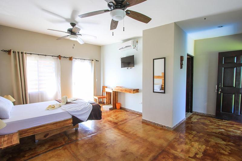 Funny Wave Guest House Cabuya  Exterior photo